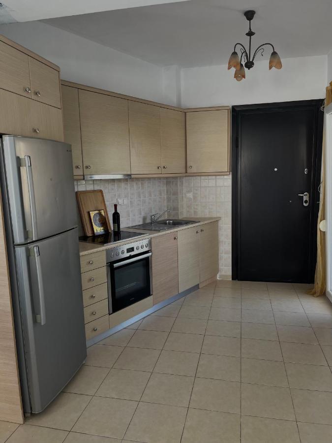 Christos Apartamento Rafína Exterior foto
